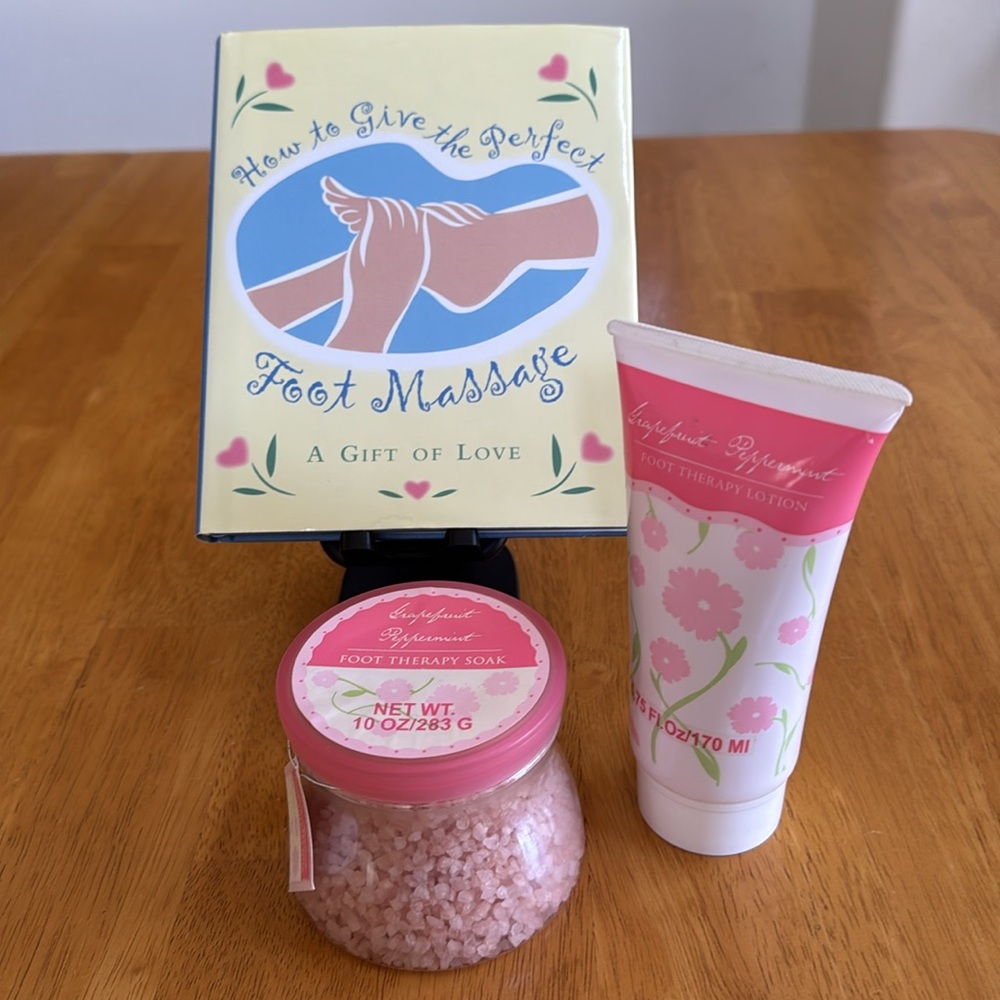 🎁Pedicure Foot Therapy Soak and Lotion + How to Give Perfect Foot Massage